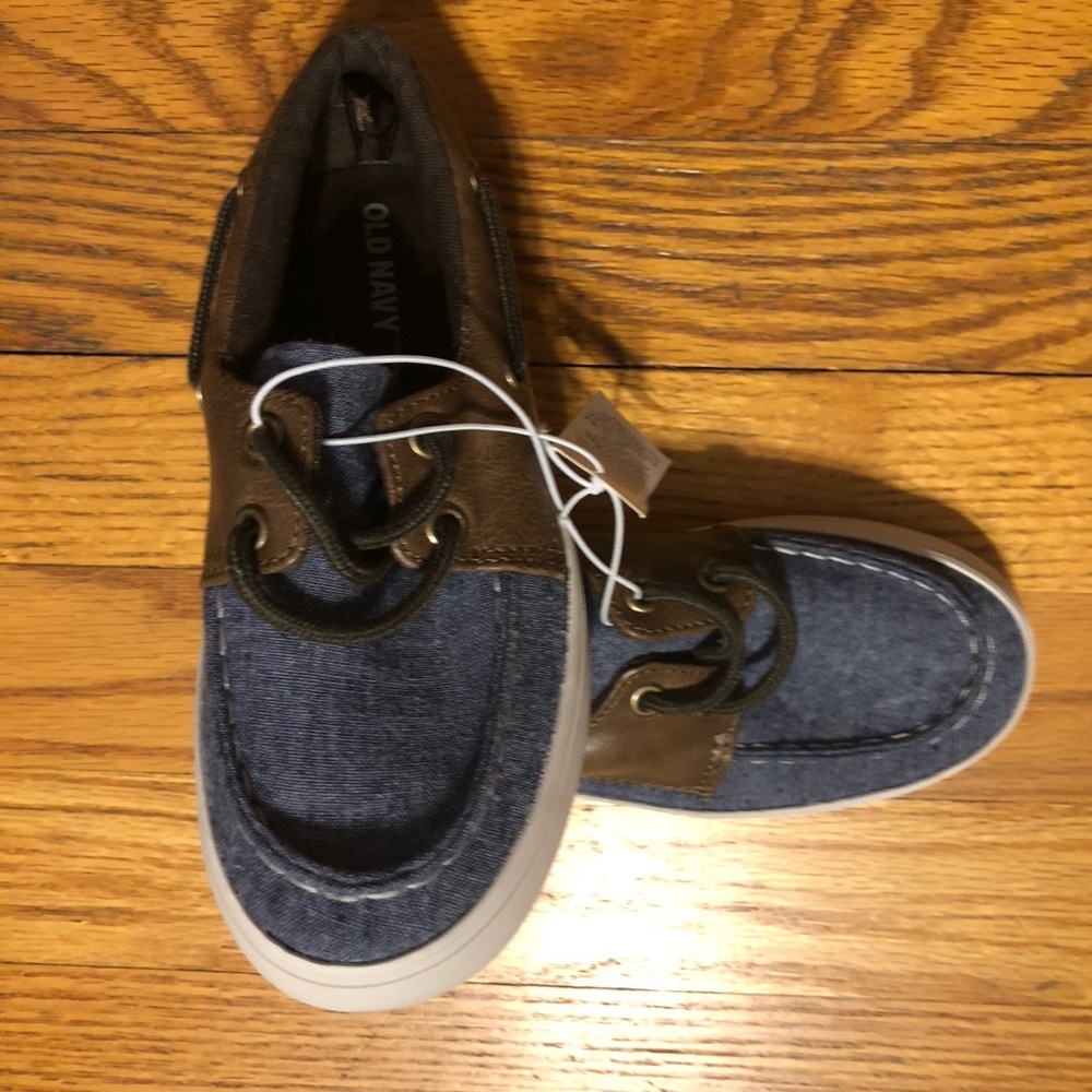 Old Navy Shoes - Picture 6 of 6